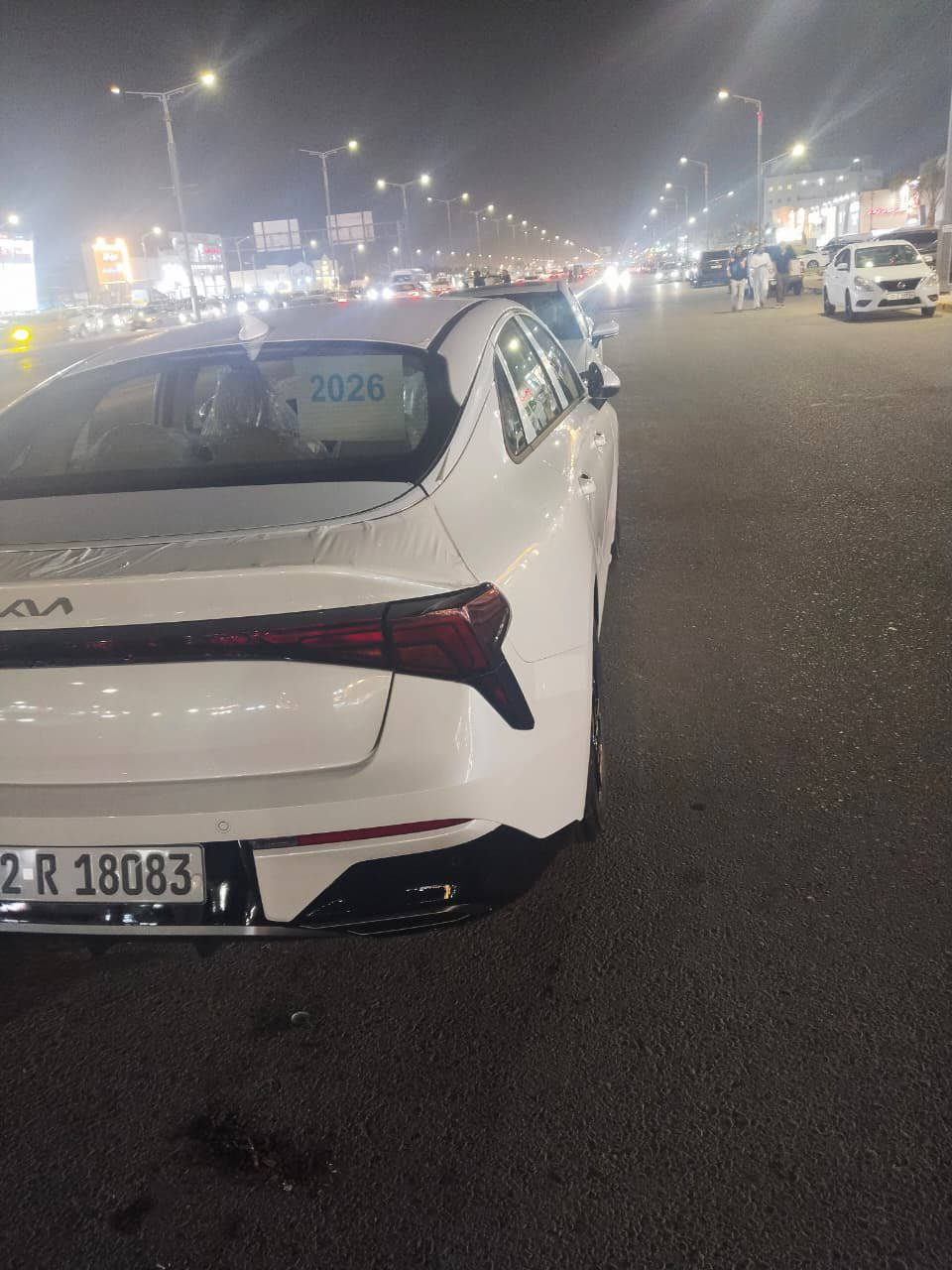 سلام عليكم شباب للبيع كي فايف موديل 2026 فول موصفات زيرو ماشيه 6000 رقم اربيل وكاله مجانيه مكاني بصره رقم تلفوني ***********
