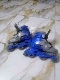 حذاء سكيت • مقاس ٣٥ • كربلاء حي العامل