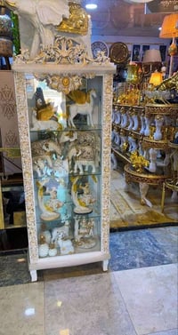 فاترينا • خشب • حجم كبير