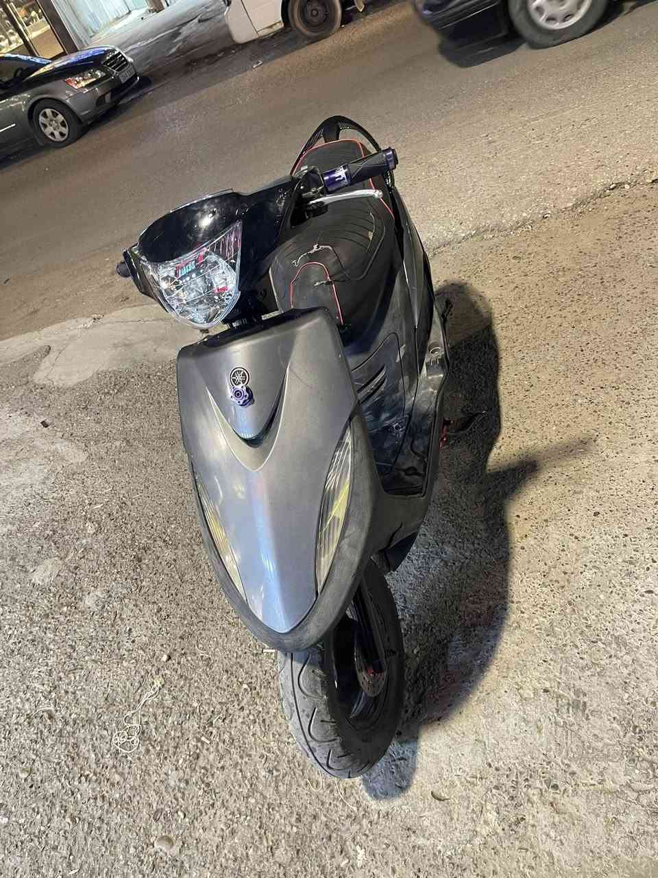 عدلة للبيع سلف وهندر مكينة ناعمة  كهربياتهة شغالة بيهة بس بريك الامامي وقمجي كيلو متر فقط سعر٥٠٠ الف وبيهة مجال  مكاني بغداد الغزالية ***********
