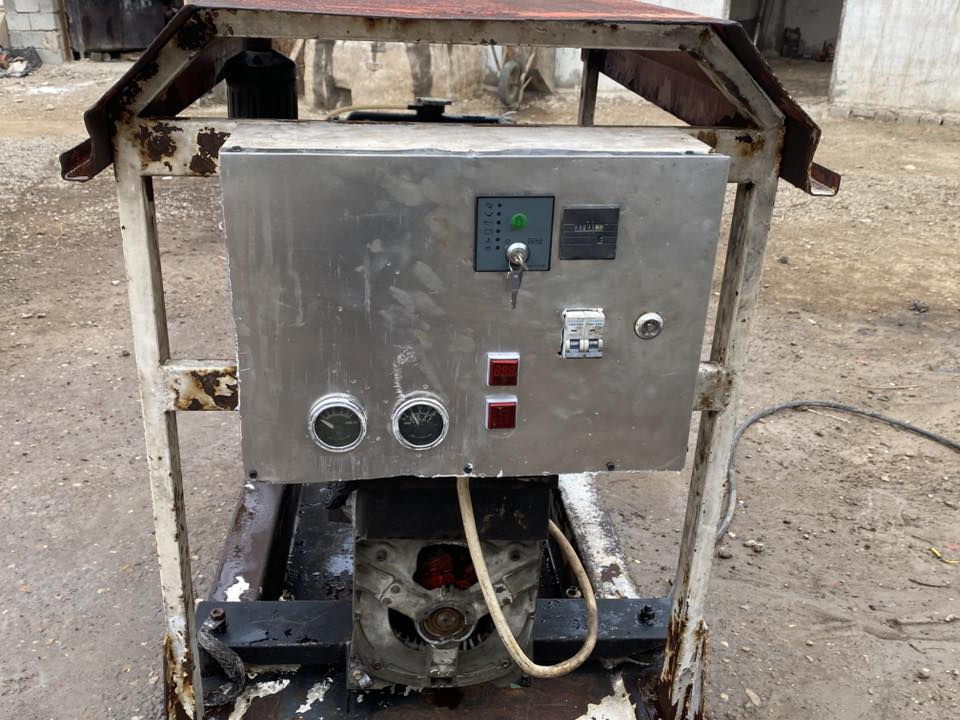 مولد كابوتا بلاد حجم 1105 بلاد 9 كيفي سنكل مكفوله من صرف والتبخير نضام تشغيل اوتو مكان بغداد سعر 13 ورقه 
***********
