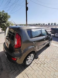 صوال دوات دوات سياره جاهزه من كلشي متؤمه وجاهزه سعر 42 وبيه مجال بسيط ...