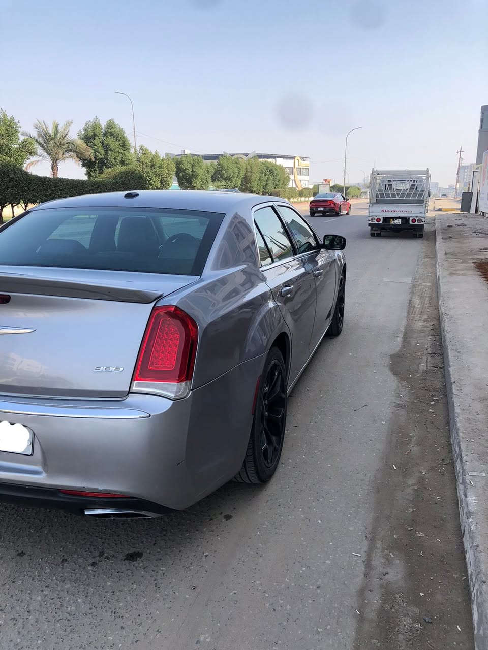 كرايسلر اوباما 300c
مديل2016
وارد كندي
مكينه 6سلندر3600
كفاله عامه 
بيها بس بارد بالباب الخلفي وقبق الصندوك 
رقم اربيل  
 السعر 235$قابل للتفاوض
موجوده بالبصرة


**إذا كنت صاحب هذا الإعلان وتريد حذفه لأي سبب، رجاءا أرسل رسالة إلى الدعم الفني**