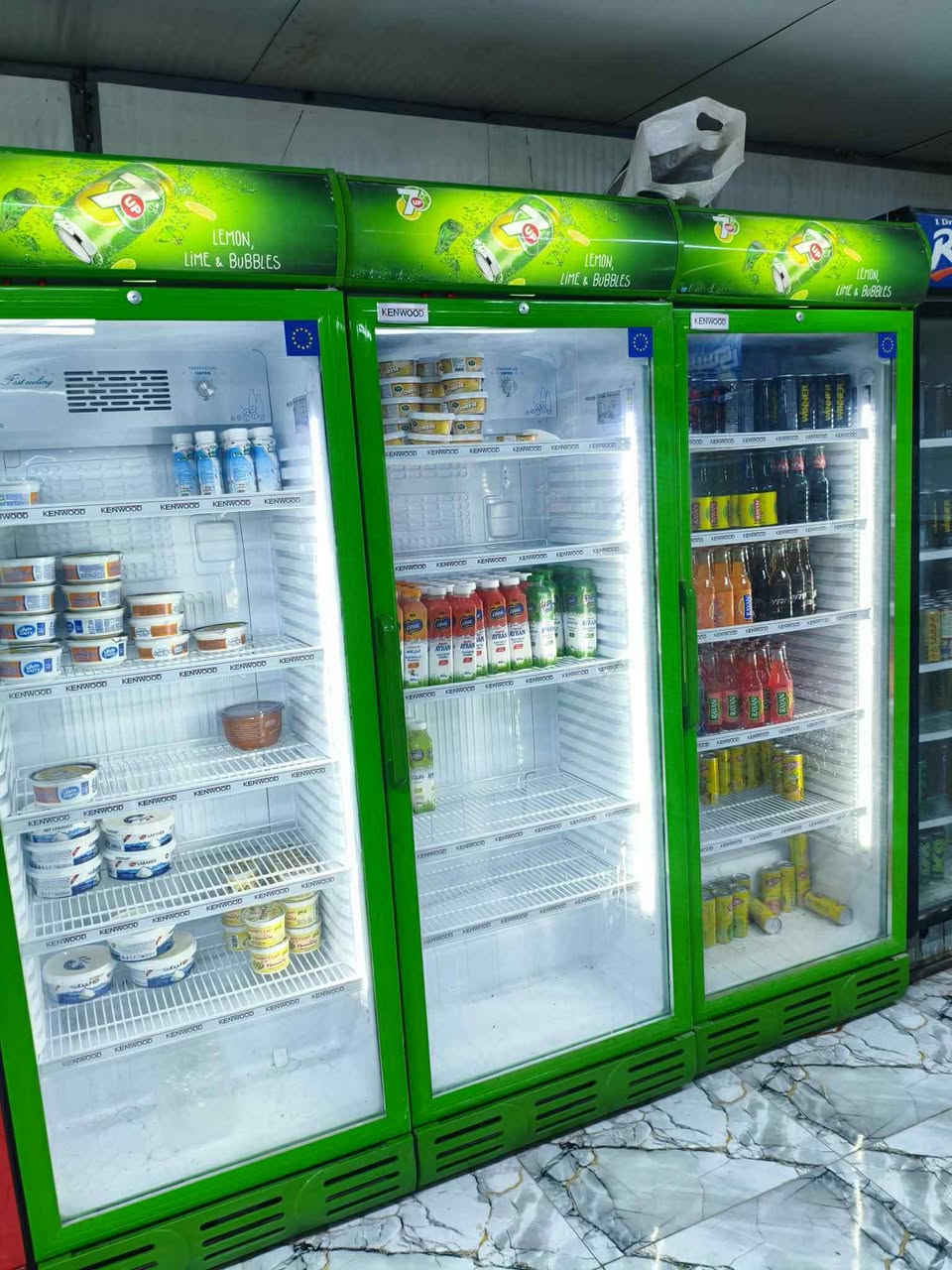 عارضات لبيع تركي الأصلي حجم ٣٠ قدم ثلاثي وطرح  الشراي يتصال *********** واكو توصيل مكاني مدينه الصدر
