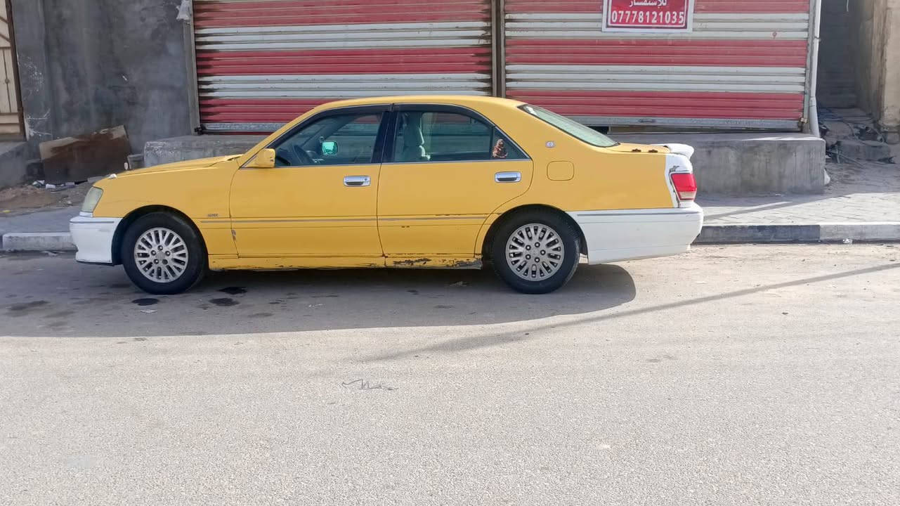 سلام عليكم مرخصت صاحب الكروب: سياره ملكه اصفر مكفوله من الكص ول نقل جثه اسياره معلايه 2005 السعر خاص هاذ رقم صاحب السياره: *********** 🫡
