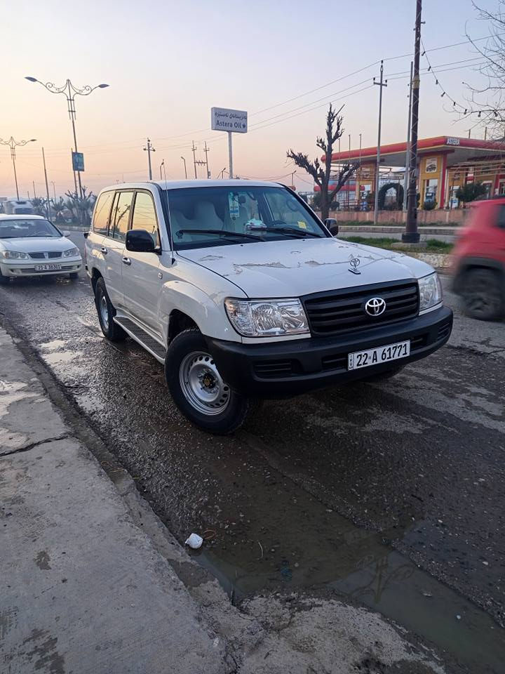 مۆنیکا مۆدیل ٢٠٠٠ رەقەم هەولێر سەنەوی تا ٢٠٣١ نوێیە مەکینە گێر ئەکسل دەبل ئەکسل  بەشرت  سەیارەکە پێش ئەکسلە شەنسی بەشرت پێش و پشتی بەشرت سەیارەکە یەک  جەمەرەی لای سەکنی پێشەوەی بۆیاغە بێ ناو گرتن لەگەل یەک بست دەرگەی دواوە جێ سپێر  مامە سپێر لەکۆلە غازی ئیتالی بۆ بستراوە چوار تیەی لۆکی بۆ بستراوە  کامل پێش و پشتی توند کراوەتەوە چرپەی تیا نیە  فول عادیە .
تکایە گەر مشتەری نیت سەرمان مەهێشینە لەگەل رێزم
نرخ ١١٠ گەلا السليمانية, العراق


**إذا كنت صاحب هذا الإعلان وتريد حذفه لأي سبب، رجاءا أرسل رسالة إلى الدعم الفني**