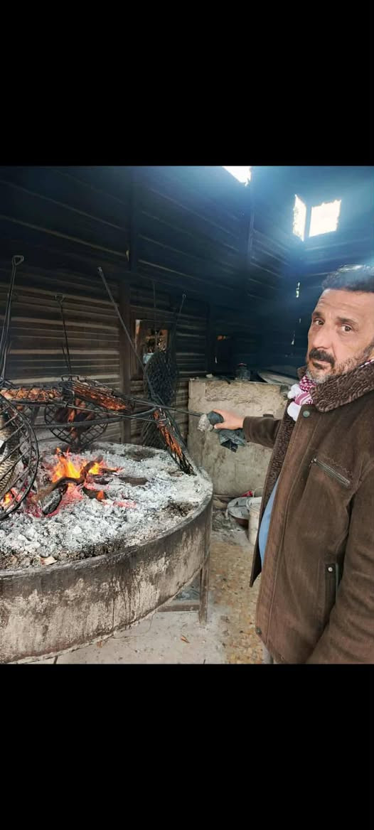 السلام عليكم.
سعر كيلوالسمك الشوي 6500.
سعر كيلو السمك الحي(بدون شوي)5500.
اهلا وسهلا بكم.
الموقع :-الكورنيش مقابيل الجامع الكبير.
للحجز الاتصال على.
***********
***********..
