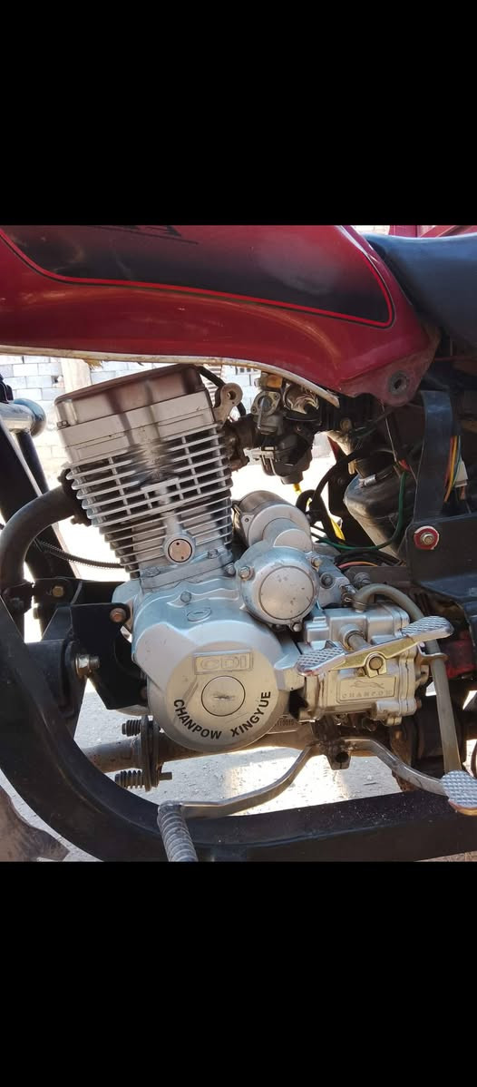 ستوتة للبيع موديل 23 مسجلة خير من الله سعره مليونين و 400 وبيه مجال بصيط مكاني حديثه  الاستفسار أكثر خاص او اتصال ع رقم ***********
