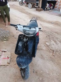 فراشه للبيع السعر 250 07842001403