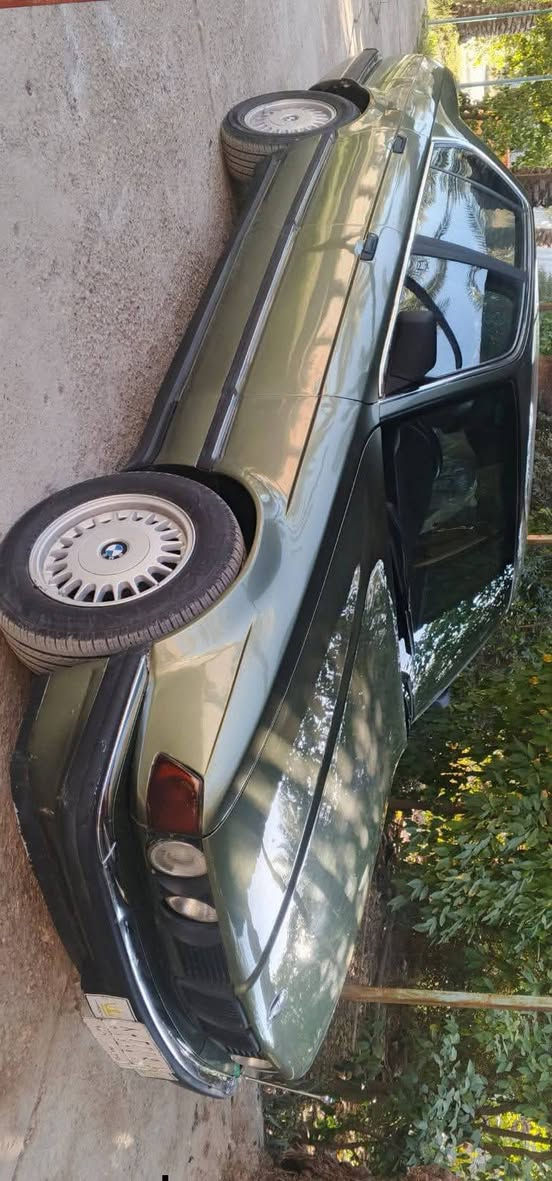 بـــــــــــ 47 ورقــــــــــة تــــبريد

لاتعاملني ولا اعامـــــلك

شــــرط اتــــرايك 200
. . . . . . . . Bm735 ،.👉91❗👈اصل
بي ام 735 مفتوح ✈️

لون مميز لون عسكري 

زيتوني فاتح 

رقم مميز 66608
مكينه وكير لوك 

اصل 91 شرط بليته وسنويه 

دبل ايرباك 
تبريد ثلج 

تبريد قطعتين 
كيــــــر اوتوماتيك  ❗❗

سلايت طكتين ❗

كراسي جلد

غرفه وبطاين جلد
تخم تاير ويل كب 

مكفولة تكم ولغود 

السعر 50 ورقـــــــــــــة

سعــري ســـعر 
 برنــــــس 
وقفلها بــــــ 47
من فضلك عوف الخاص 
اتصل وعيوني الك 
مكاني بغــــــداد التاجي

***********
