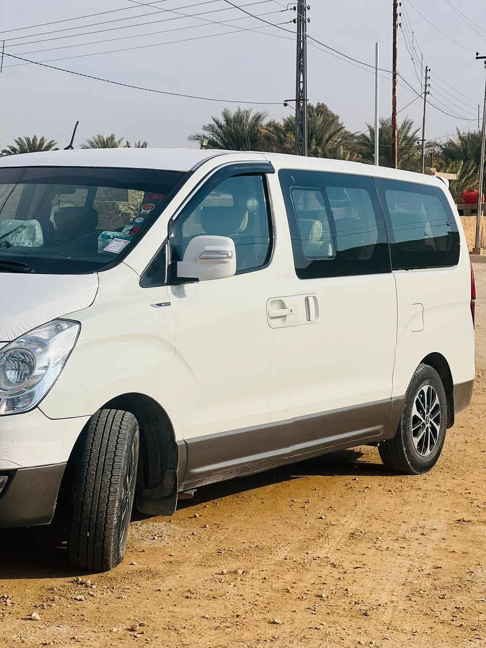 السلام عليكم 
بسبب الوعود الكاذبه اعد النشر
ستاركس 2011رقم بغداد 
البارحه طلعت من تجفيت
كير محرك صدر تاير ربع ماتخلي عليها
العنوان الانبار قضاء حديثه 
السعر 163وبيها مجال
ترهم مراوس ب كامري
رقم الهاتف ***********
