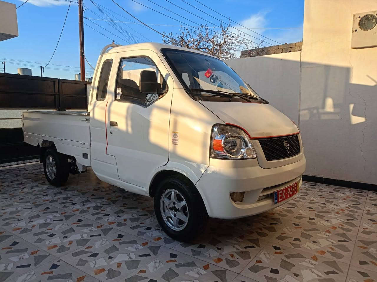 اسلام عليكم هيفا موديل ٢٠١٢ محر كير اكسل صدر شرط تايرات جدد غلاف  بدي جديد كهربائي كله شغال شاصي معمر السعر ٢٧ وبي مجال بصيط مكاني كركوك الشراي اخابر ويدلل *********** *********** صبع عام بدون حادث
