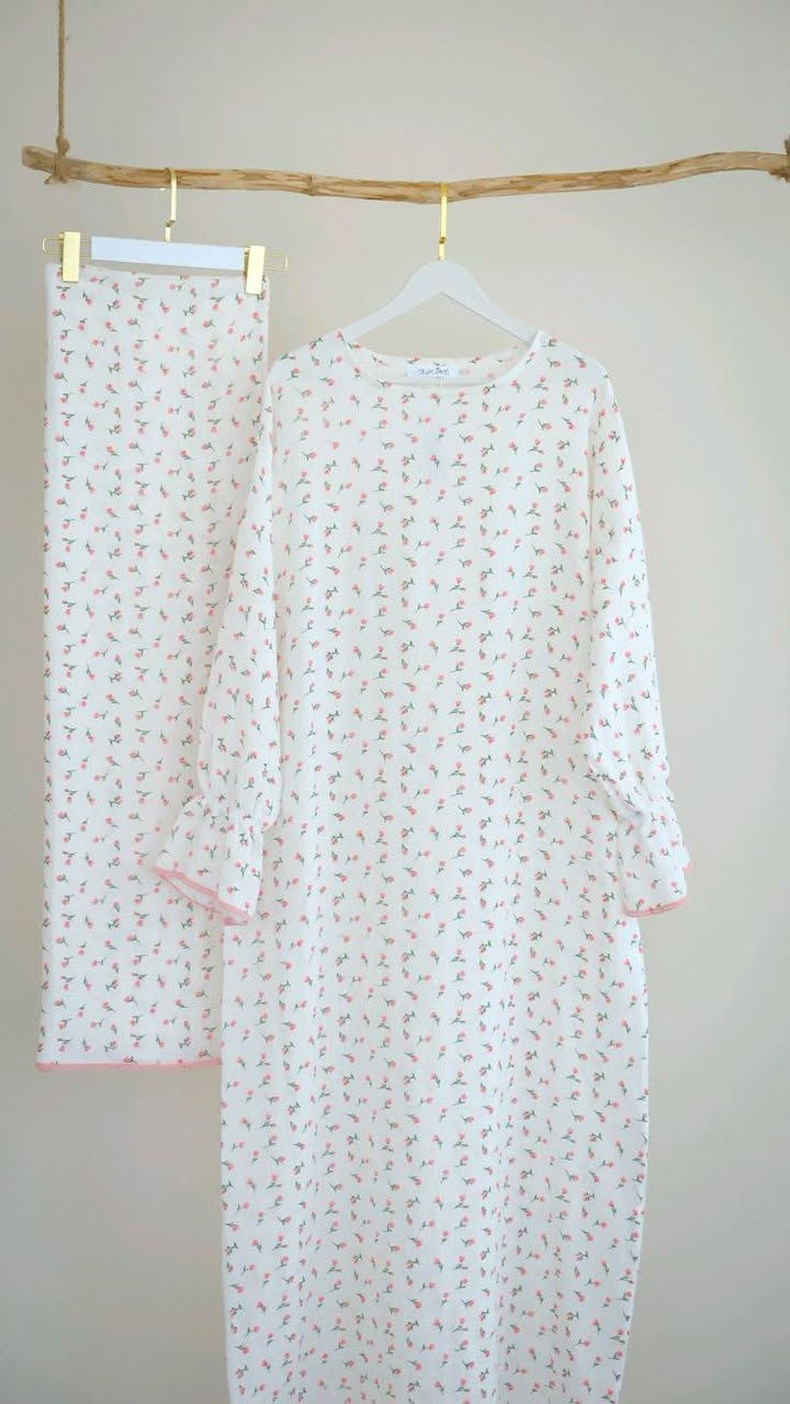 اول صورة خياطي لسيت صلاة من تصوير زبونتي يتكون من 
چادر صلاة مع سجادة وحافظة للتربة والسبحة مع حقيبة للقرآن الكريم 
يتوفر بكل الموديلات على حسب طلبكم 
وشرط اذا مونفس اللي ردتي لاتستلمي 
يتوفر توصيل لكل المحافظات مدة استلام طلبكم يومين فقط..🪡💙

#خياطي #سيت_صلاة #جادر_صلاة #سجادة_صلاة #خياطتي #خياط


**إذا كنت صاحب هذا الإعلان وتريد حذفه لأي سبب، رجاءا أرسل رسالة إلى الدعم الفني**