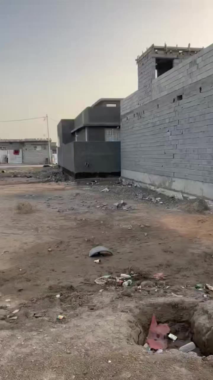 سلام عليكم قطعه البيع في حي المهندسين المساحه 140 الستفسار ع الرقم ***********
