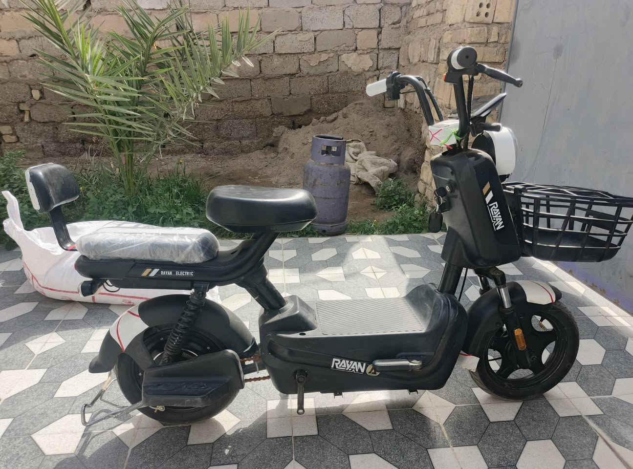 دراجه شحن حجم 14 للبيع السعر 325 وبيها مجال


**إذا كنت صاحب هذا الإعلان وتريد حذفه لأي سبب، رجاءا أرسل رسالة إلى الدعم الفني**