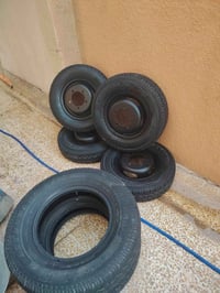 وياله 2700 للبيع مستعملات  معا تواير نص عمر ابيعهن شلع سعر 125 0751209...