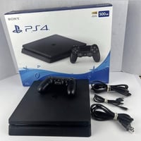 ps4 مهكر مامفتوح تجي ويا 11 لعبه للبيع نظام 11 الجهاز مرتب ونضيف صارله...