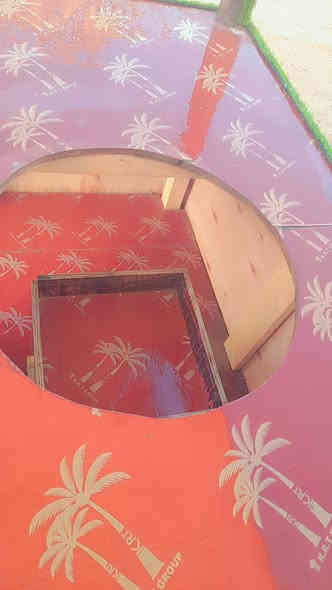 السلام عليكم
عربانه للبيع 
تزكام درجه اوله
 ومغلفه حشيش اصطناعي نوعيه الاصليه خوش تغليف 
و مأسس اله كهرباء 
والعربانه دفع بيه تايرات 
و الخشب درجه اوله 
و تجي وياه معجانه على كد الدائره مالته 
وطالعه لشغل بس 3 ايام 

ماعوزه شي كبل للشغل 

و السعر 225$
وبيه مجال 

مكاني كربلاء 

الرقم ***********

رجأ المو شراي لا يتصل 

والتعليق يعكس اخلاقك
