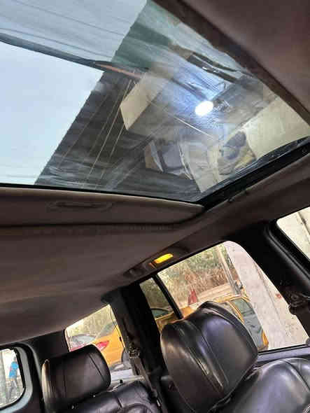 السلام عليكم جيب شيروكي رقم سليمانية الانكليزي سنوية لحد ٢٠٣٠
   بلادية تبريد ثلج تخم تاير كهربائيات كلها شغالة ثمانية سلندر كير  ومحرك جدد فتحة شغالة 
السعر ٦٨ وبيها مجال 
مكانها بغداد الرصافة 
الخاص مفتوح 
هاتف ***********
واتساب مفتوح بغداد
