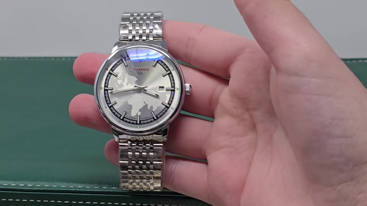 (((مزاد يبدأ من 30 ألف، ينتهي بـ 5 صباحًا.)))
ساعة ماركة JIA'MINI من أمازون.
ماكينة أوتوماتيكية مقاومة للماء، أميال لومينوس.
زجاج زفير مقاوم للخدش والصدمات.
تصميم مميز (تفاصيل داخل الفيديو).
مكاني كربلاء (متوفر توصيل).


**إذا كنت صاحب هذا الإعلان وتريد حذفه لأي سبب، رجاءا أرسل رسالة إلى الدعم الفني**