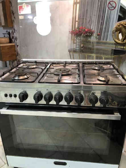 طباخ ماركه فريش استعمال قليل جداً 
الرساله الثالثه 

***********
