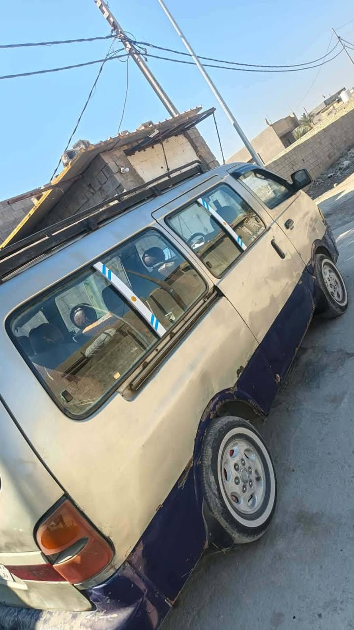 السلام عليكم
كيا بريحو  موديل ٩٩  مكينه وكير واكسل مكفولات  شواصي بس واحد معمر  السياره رقم ديالى شرط التحويل  باقي التفاصيل يم صاحب السياره
اتصال ***********
