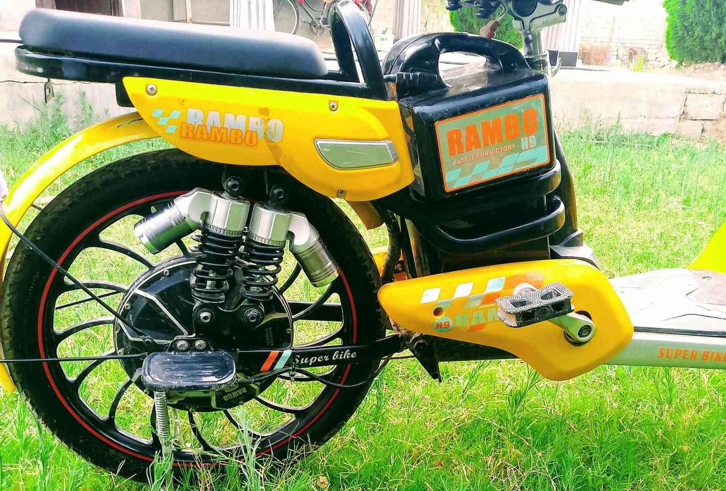 #للبيع
موطور شحن للبيع 
حجم 20
ملف وعقل وتواير كهربائي شرط 
السعر والاستفسار #خاص


**إذا كنت صاحب هذا الإعلان وتريد حذفه لأي سبب، رجاءا أرسل رسالة إلى الدعم الفني**