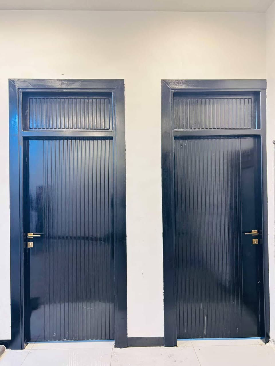 اللهم صل على محمد وال محمد
تم تسليم طلب الزبون ابواب نجاره عراقيه 
الموديل تركي. خشب صاج القفل تركي 
الصبغ حراري مال سيارات 
نشتغل حسب الطلب كل الموديلات التركيه 
نجاره علي كاضم 
بابل الحمزه الغربي واتساب ***********8
