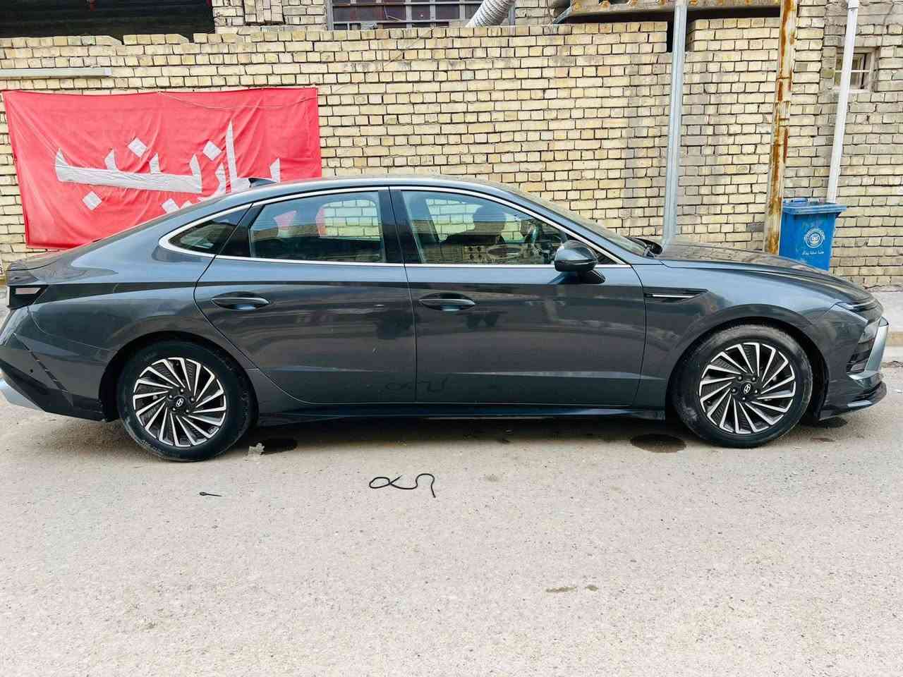 السلا م عليكم سياره سوناتا موديل ٢٠٢٤ صوره الحادث موجوده سياره هايبرد ماشية ٢٤الف المكان حي اور قرب جامع الفردوس
موصفات
رادار الامامي تبريد قطعتين توقف ذاتي تحديد مسار مكنية (2000) سياره باسمي  تحويل مباشر  رقم بغداد
السعر185 وبيه مجال للشراي كل التفاصيل موجوده اتصل وتدلل غير متواجد على فيس
***********
