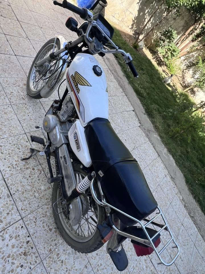 جونده للبيع سنويه ورقم مكفوله بلاد بسعر مناسب مستعجل للبيع مكلف بل نشر خاص ماارد ***********

