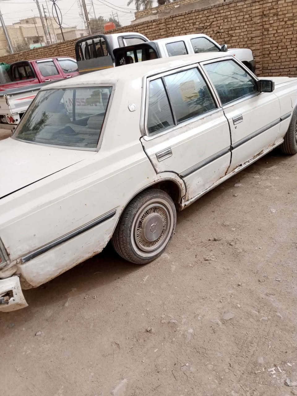 سيارة سوبر للبيع مكينه اثنين ونص رقم صدامي  السعر 20 ورقة وبيها مجال المكان سيد دخيل ***********
