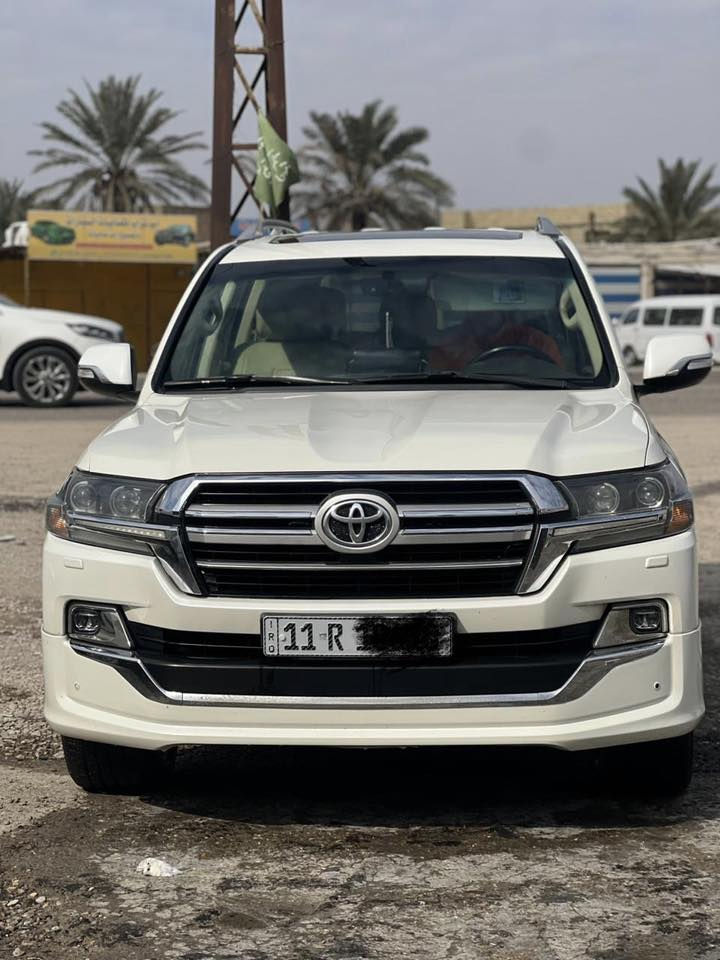 لاندكروز 2019 v8 ب480ورقه 
جكسار 2019 ماشيه 120 الف حقيقي رقم بغداد بسمي مواصفات البريم عداد ليزري جنطه كهربائيه شفط بيه رش توحيد لون اثر انفجار إطار الخلفي موضح بالسونار وبيه بارد بالجهه اليمنه كما مؤاشر بالصوره يرجع ابلاد bdr 
السيارة جديده خير من الله ناصرية 
***********
