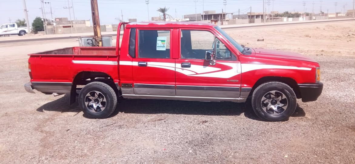 بيك اب ميتسوبيشي موديل 96سيارة حلوة محرك وكير كارتون دواخل نظيفة كلش تخم تاير ويل كل جدد توني شادهن صار يومين منظمة تبريد كامله حدادية جديدة السعر 36وبيها مجال للشراي مكاني الزبير شارع المكصب ***********
