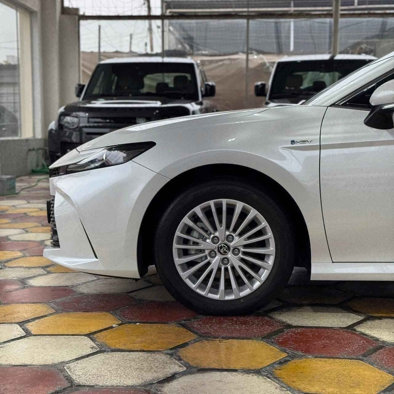 #امجد_الحسني_لتجارة_السيارات
🛑البيع نقد فقط 🛑
🫷🫸
‏TOYOTA CAMRY 2025
‏E puls
🛑ضمان ساز🛑
➖ زيرو غير مستخدمة
➖ شاشة + كامرة
➖ لايت أمامي زينون
➖ محرك هايبرد 2.5 اقتصادي
➖ ضمان وصيانة مجانية ✔️
➖ كرسي كهربائي

للاستفسار أكثر الاتصال على الرقم

***********
بغداد - معارض البياع - الشارع الثاني
