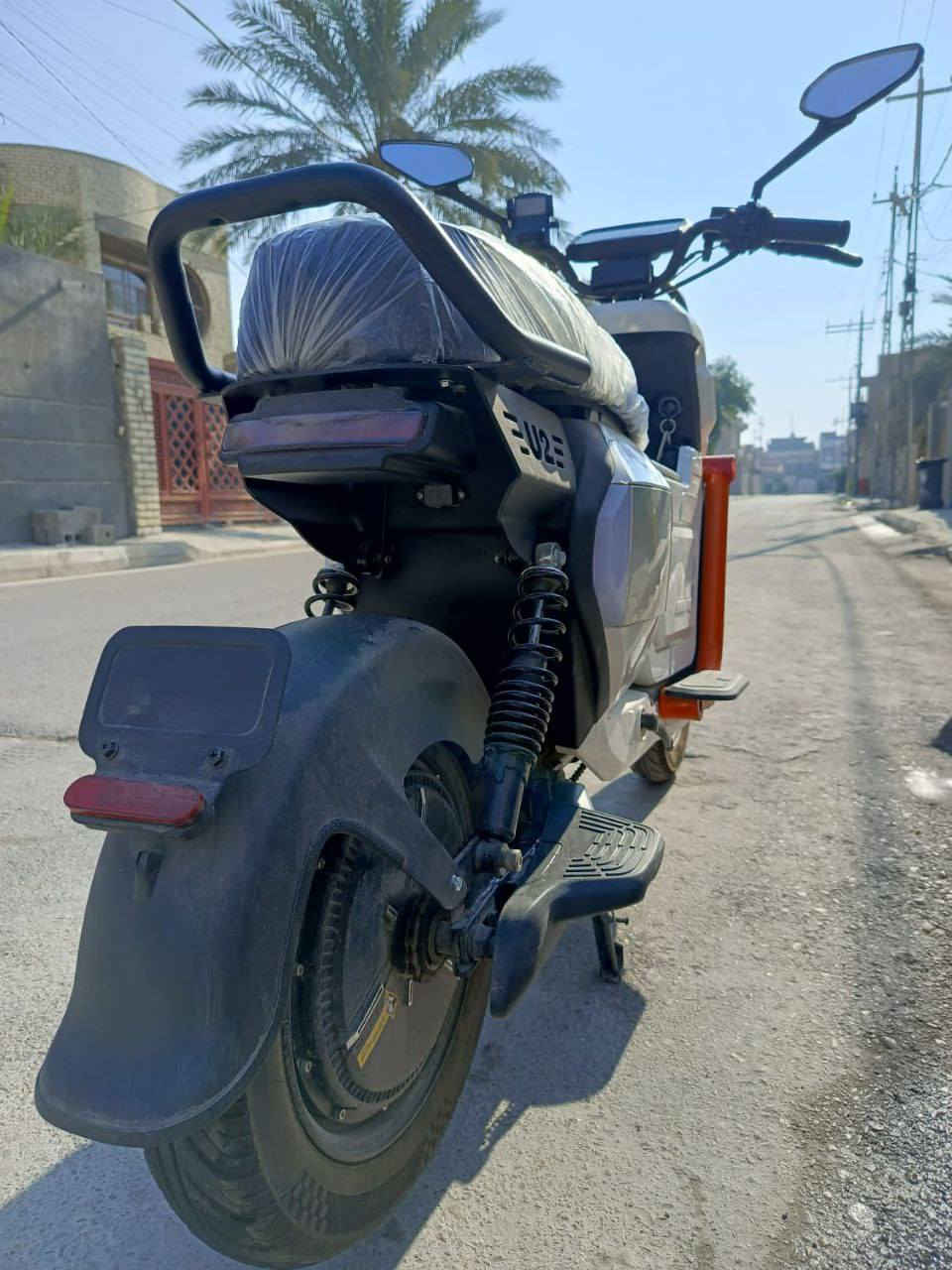 🚲 دراجة شحن U2 للبيع
🔹 الموديل: 2026
🔹 اللون: أبيض
🔹 البطاريات: 6 بطاريات
🔹الملف: 2,000 واط حقيقي
🔹 نضام بك 4 نمر

🔹 الحالة: جديدة
🔹 الاستخدام: أقل من شهر
📍 المحافظة: الأنبار – الفلوجة
📞 للاستفسار: ***********

⚠️ملاحظه: كهربائيات كله شغاله والبريكات هدروليك شغاله خير من الله
