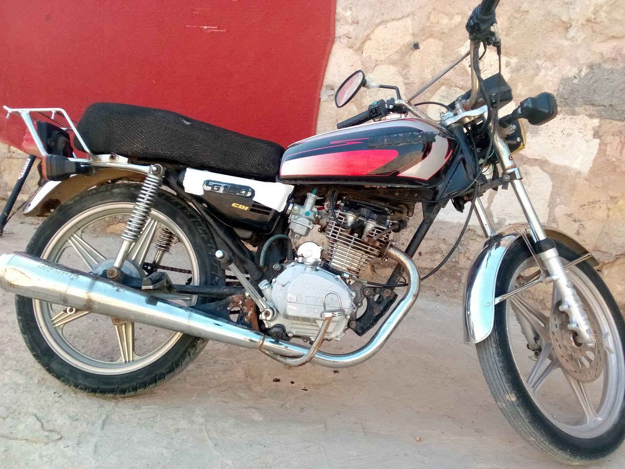 دراجه للبيع موديل 17 شغال صلف هندر كهربايات سعر 300 وبيه مجال
شراي يتواصل خاص


**إذا كنت صاحب هذا الإعلان وتريد حذفه لأي سبب، رجاءا أرسل رسالة إلى الدعم الفني**