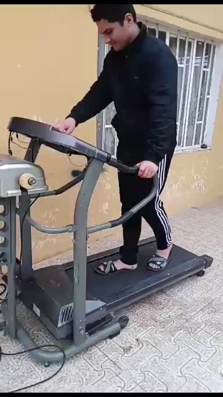 جهاز كهربائي السعر 150 بي مجال قليل شراي يتصل ***********
