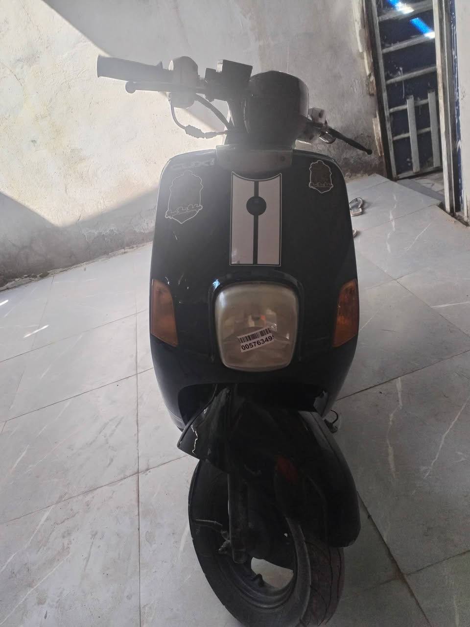 بوليسي للبع مفتوحة ولفات نضافة فول الحلة من الصورة تعال شوف بعينك دبل امامي وخلفي شلعة حلوة السعر 500وبيهة مجال هاتف ***********
