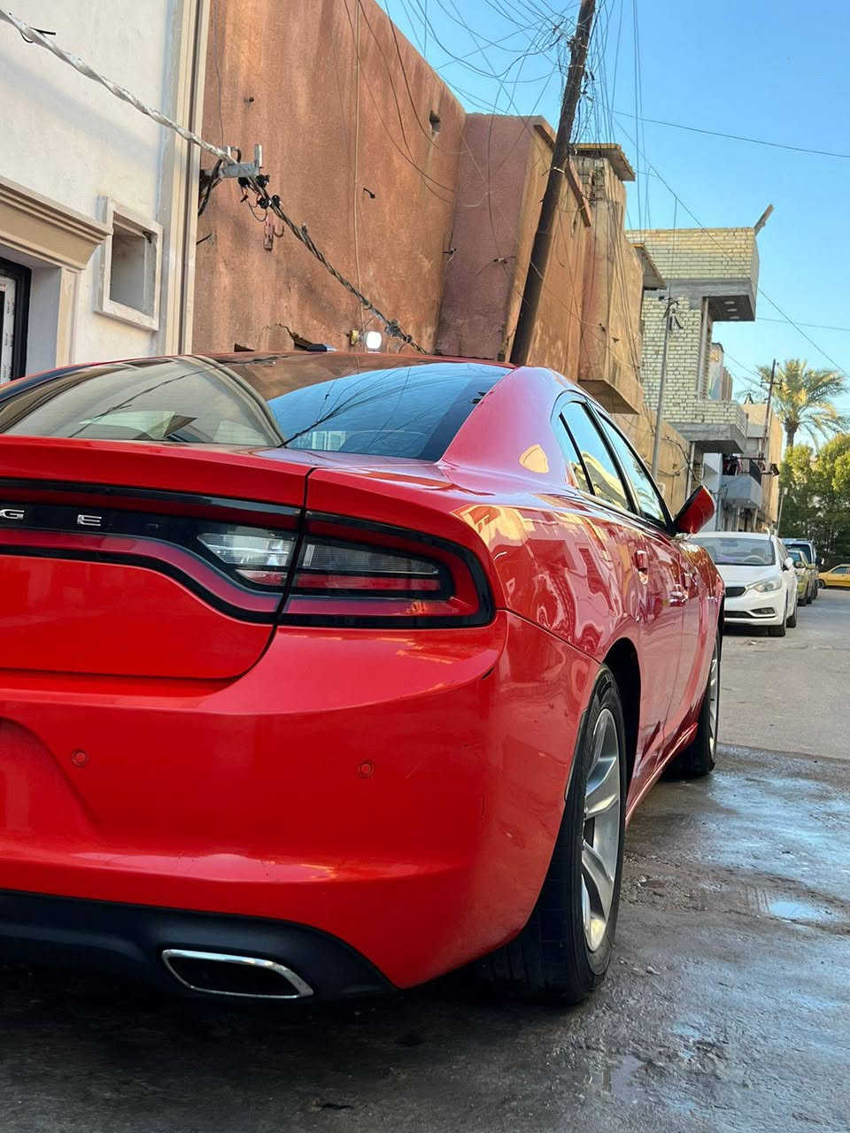 شارجر 2019 خليجي رقم بغداد   شاشه جبيره تشغيل عن بعد كامره خلفيه حساس خلفي السياره جديده  بيهه صبغ جاملغ بدون دواخل شاشه ودشبول سياره جديده حيل و ما متعوبه السعر 200 مكان السياره بغداد الكرخ للاتصال ***********
