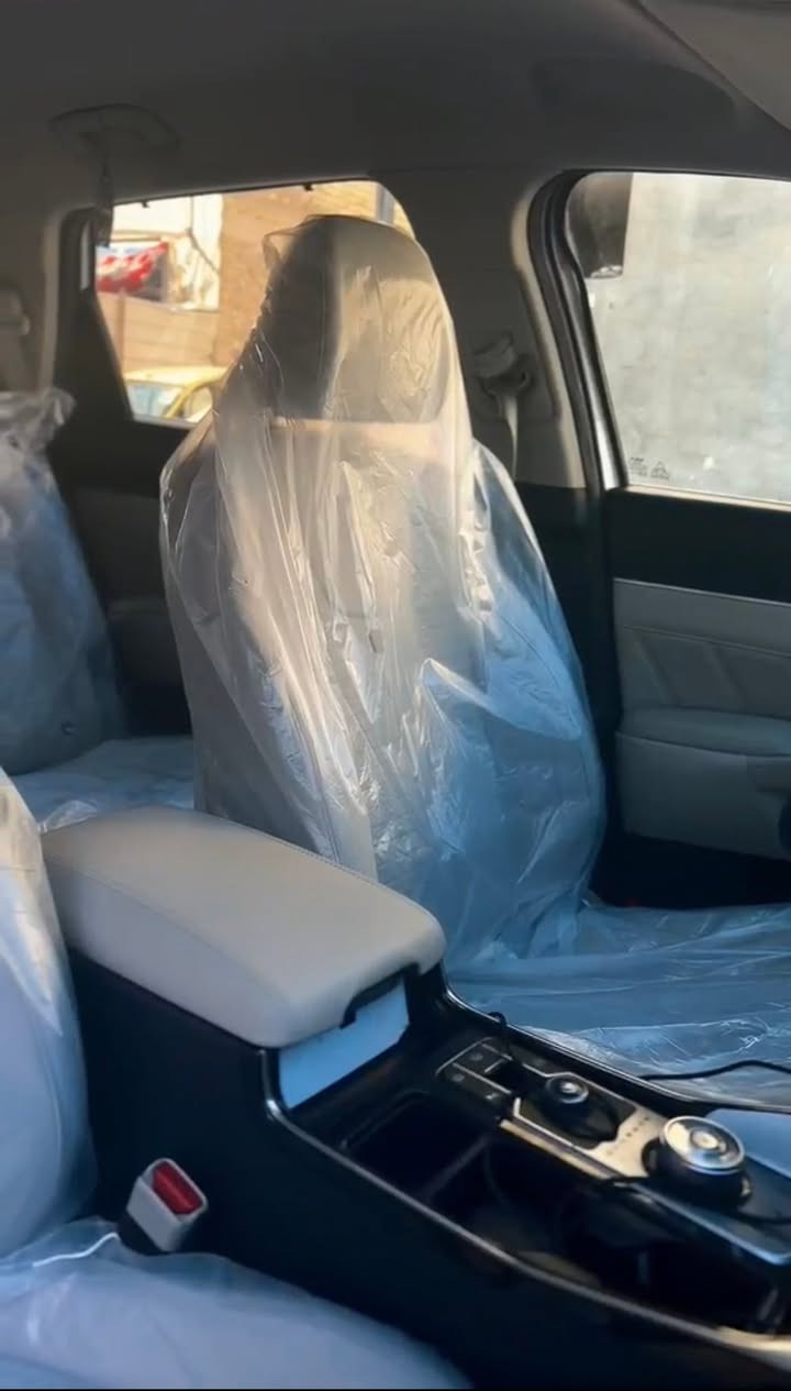 🚗سورينتو 2024
مرقم بغداد رقم جديد انكليزي 
تحويل ثاني يوم

6 سلندر 7راكب سياره كفاله عامه وضع  شركه جديده عدا شخط بالصبغ مصلح كارت اسفل باب السايق والخلفية 

 

          🔥 المواصفات 🔥

ماشيه:340000  الف 

🚗أربعة أوضاع قيادة

🚗شحن لاسلكي

🚗بردات خلفية

🚗حساس مطر 

🚗مري اوتو دم

🚗بصمة وتشغيل عن بعد 

🚗كراسي كهرباء

🚗جنطة كهرباء

🚗هندبريك بصمة

🚗درايف مود 

🚗اوتو هولد 

🚗مساعد انحدار 

🚗مانع انزلاق 

🚗كير ماوس

🚗مثبت سرعه 

🚗سته سلندر

🚗7 راكب

🚗3 قطع تبريد

🚗لايت عالي ناصي زنون 

🚗لد ليزري نهاري 

🚗بك لايت ليزري 

🚗حساسات امامي خلفي 

🚗حساسات أطار

🚗كامرة دوارة 

🚗شاشة تخدم نظام  كاربلي

🚗رقم بغداد

🚗مكان السيارة بغداد 

للاستفسار الاتصال ***********
