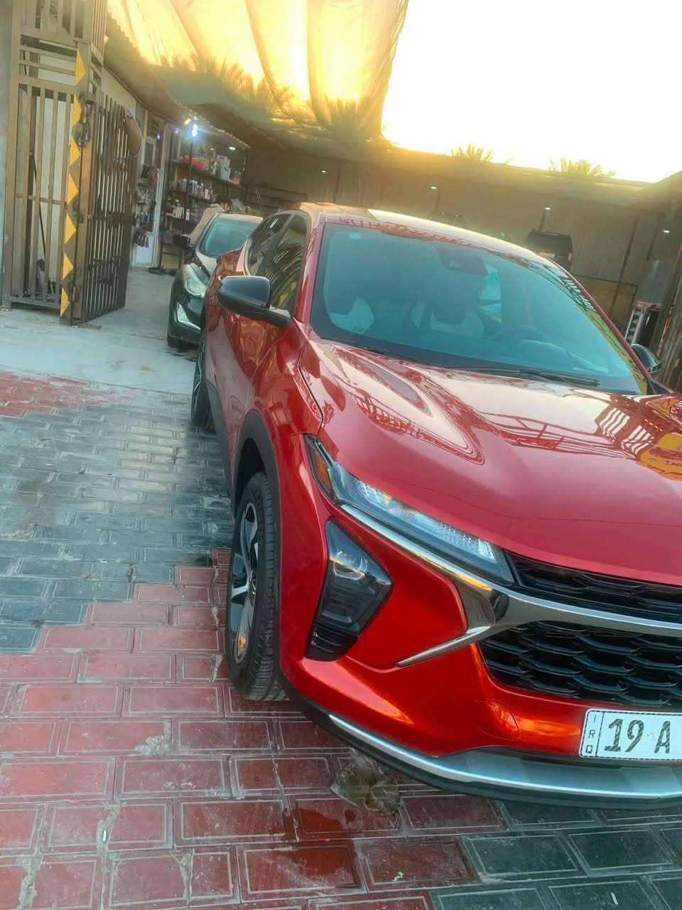 شيفورليت تراكس RS موديل 2024 للبيع، السيارة ماشية 26 ألف كيلو فئة RS الرياضية بشكلها الهجومي المميز وتجي بمواصفات كاملة منها مثبت سرعة (Cruise Control) للطرق الخارجية وشاشة داخلية كبيرة تدعم كاربلاي (Apple CarPlay) وأندرويد أوتو لاسلكي ونظام تنبيه مغادرة المسار والتحذير من التصادم الأمامي مع كاميرا خلفية دوارة وحساسات وتحكم ستيرن كامل ولايتات LED أمامية وخلفية، المحرك والكير والتبريد كله مكفول وجاهز يعني تصعد وتتوكل، السعر المطلوب 153 ورقة وبها مجال للشراي الطيب، السيارة موجودة بـ كربلاء وللشراي يتواصل وياي ع الخاص.

رقم التواصل ***********
