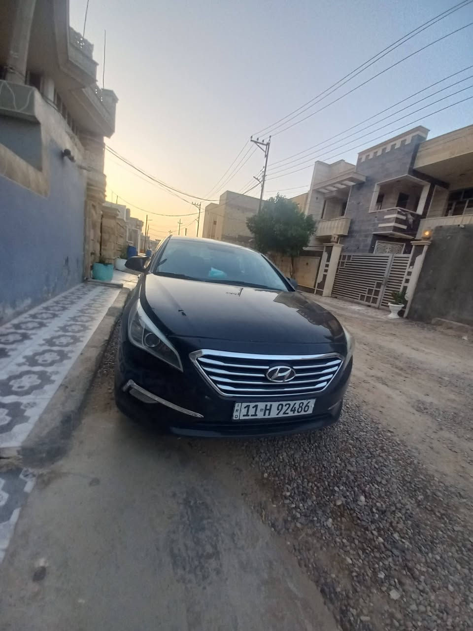 سلام عليكم  للبيع سوناتا 2016
وارد امريكي حادث سياره بل وارد البنيد 

وهنا بل عراق بيها صبغ جاملغ خلفي اثر جراد 

سياره نضافه وتعبان عليها كامله من كلشي بدون اي نقص 
لايت خليجي 
بك لايت LeD
شاشه كبيره بلاد 
ماشيه 87 ml

صدر امامي خلفي جديد 

مكينه بلاديه 

عزم وتراي ناعم 

سعر 120 وبيها مجال 

مكانها دجيل صلاح الدين 

***********
