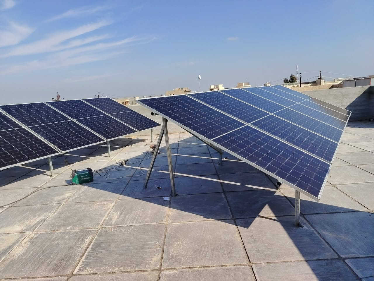 كولدن بور للطاقة الشمسية فرع-ناحية الرياض  
نظام نقد+اقساط شهري.
للاستفسار:
***********
