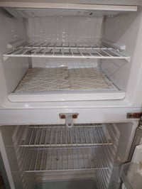 ثلاجة • ماطور شغال