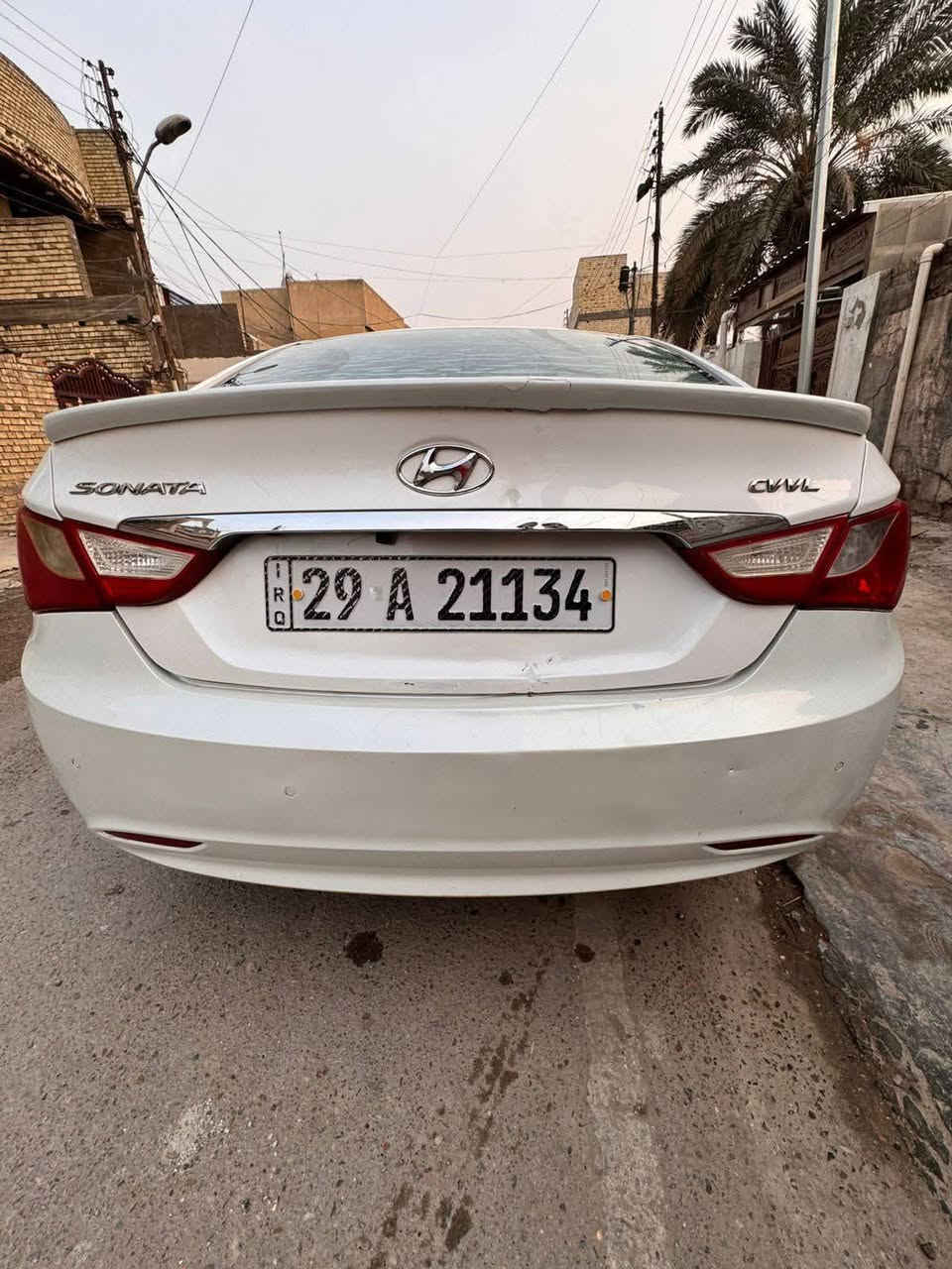 #اللهم_صلي_علئ_محمد_وال_محمد
#السلام_عليكم

 سوناتا 🤩

موديل 2014 😉
سياره مال جناي متعوب ومصروف عليه
وارد كوري بانزين 😎
 حادثها صبغ بابين الأيمن وجاملغ الايسر
محرك 2000 دوش ✌️

لون ابيض سلفر ☺️
   🌹
حداديه كله جديده صدر امامي وخلفي بالجيس 🏵️
دوشمه وغرفه بالكامل جديده
محرك وكير مكفولات  🤗

ماشيه 112 ميل ✈️
سياره كلشي مناقصه متصرف دينار عليها 
رقم واسط 29  انكليزي مصفره هيئه وغرامات 
هزه وسنويه جديده
السياره عليها ادامه كامله 
جويتر حساسات نوزلات بلكات 
منضومة بانزين كامله جديده

بصمة تشغيل 
بصمه ابواب
حساسات عند الاقتراب 
رايدها.  120$ ✈️

بيها مجال للطيبين
 العنوان بغداد حي النصر 
رقمي *********** ❤️
