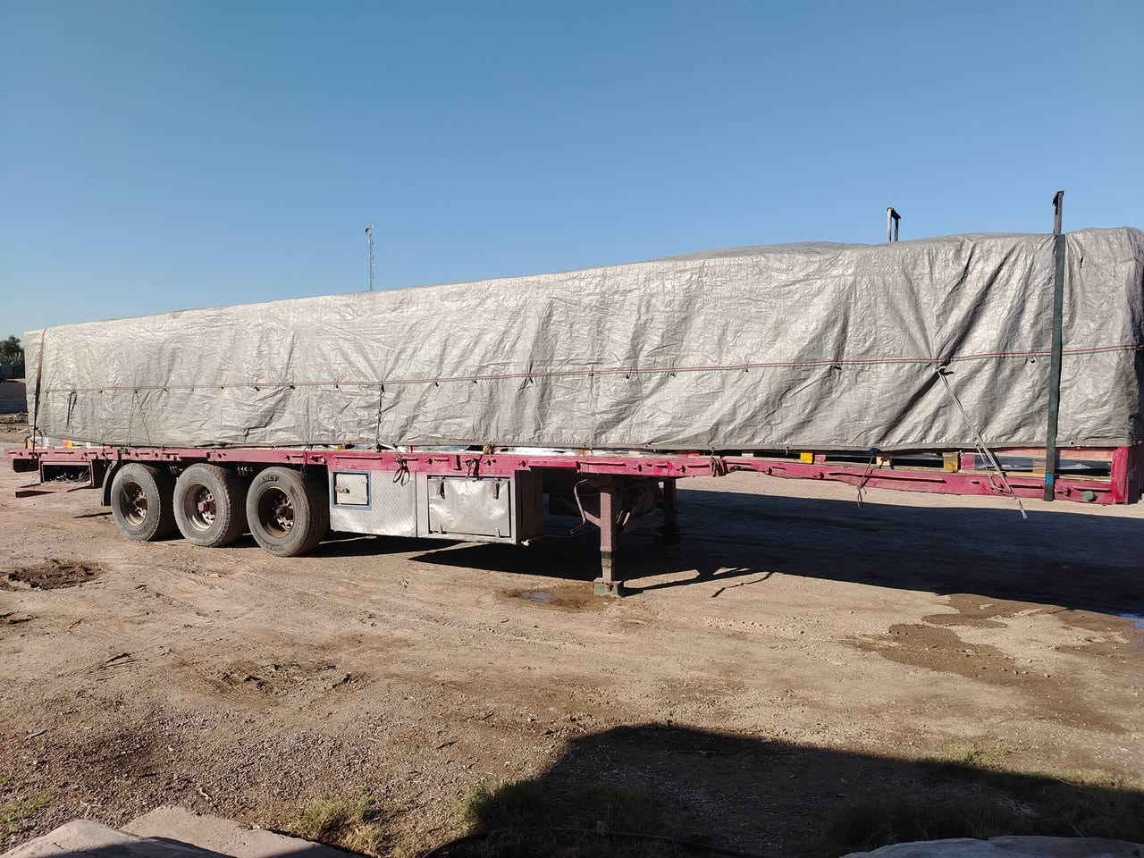 السلام عليكم اعادة نشر بسبب الوعود الكاذبه   عربانه المانيه 13/60 ثلاجه ومطبخ وصناديك فرشه خشب ع الشغل. تم تنزيل السعر الئ 25 ورقه مكان العربانه كركوك ***********
