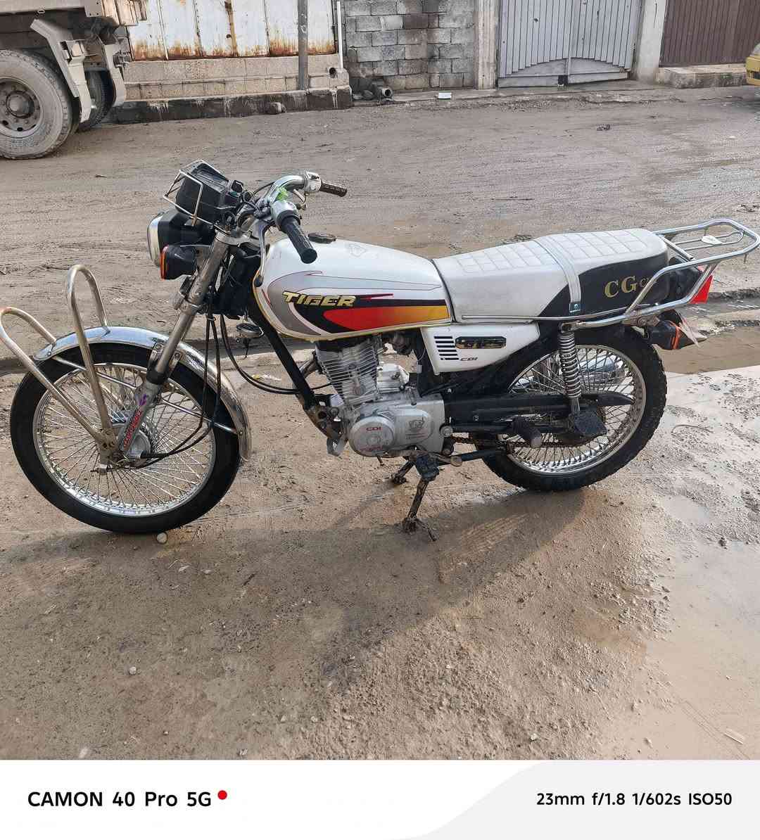 ماطور للبيع سخت 2020محرك مفتوح لا صرف ولا نفخ السعر 400بي مجال حك جيتك الرقم للتواصل *********** بي واتساب
