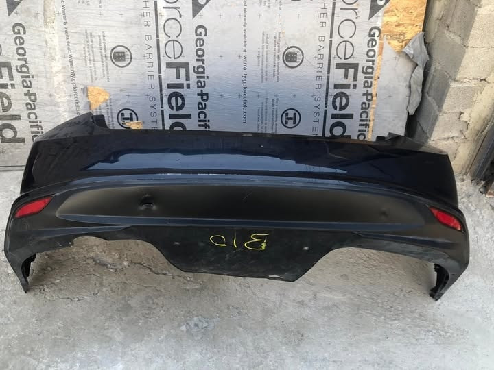 القزاز لتجارة قطع غيار السيارات الأمريكية الحديثة 
العنوان بغداد الباب الشرقي كم الارمن نزلة سريع محمد القاسم ***********
***********
