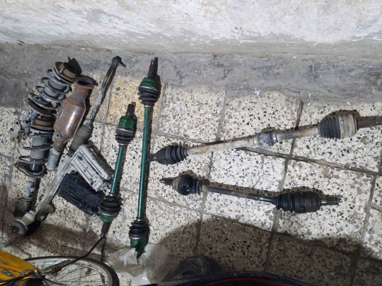 مشط النترا مضلع مجفت وكامل السعر70
درايم شفتات اصلي يرادلهم صلايب 80
درايم شفتات صيني درجه أوله جدد 100
شاشات النترا مضلع 2 ب40الف 
كاتم صوت كزوز 75
مباخر النترا مضلع وحده جديده اصليه وحده تفصيخ ثينهم على الفحص ب80
دبل كامل معه اللوي ب50 الزوج


**إذا كنت صاحب هذا الإعلان وتريد حذفه لأي سبب، رجاءا أرسل رسالة إلى الدعم الفني**