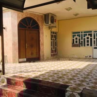 للإيجار • بيت • مقابل تاج الدين